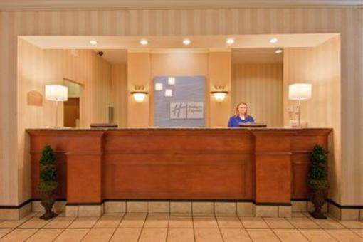 фото отеля Holiday Inn Express Hotel & Suites Bessemer