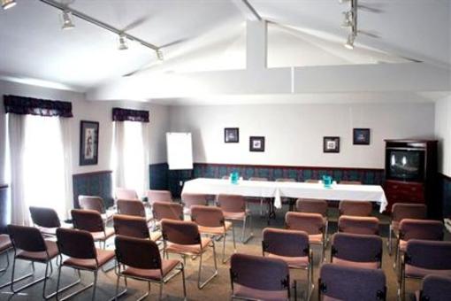 фото отеля BEST WESTERN Capilano Inn & Suites