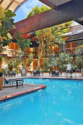 фото отеля Millennium Airport Hotel Buffalo