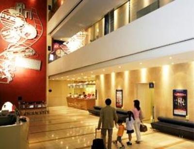 фото отеля Kintetsu Universal City