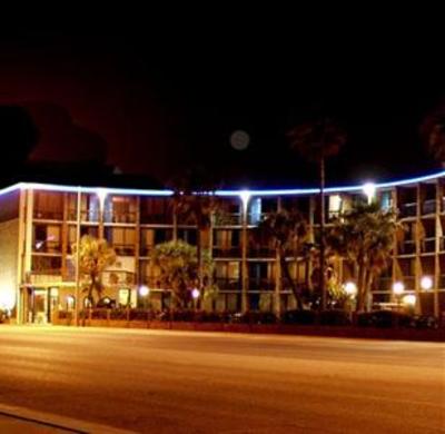 фото отеля Commodore Beach Hotel Galveston