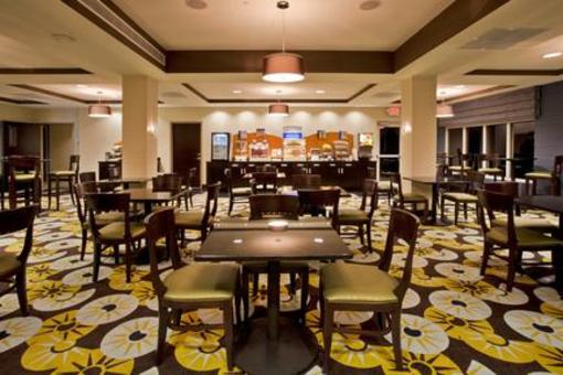 фото отеля Holiday Inn Express Hotel & Suites Largo-Clearwater