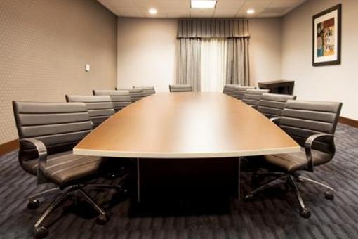 фото отеля Holiday Inn Express Hotel & Suites Largo-Clearwater