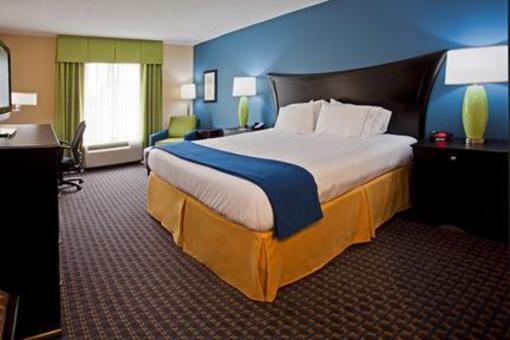 фото отеля Holiday Inn Express Hotel & Suites Largo-Clearwater