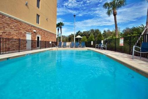фото отеля Holiday Inn Express Hotel & Suites Largo-Clearwater