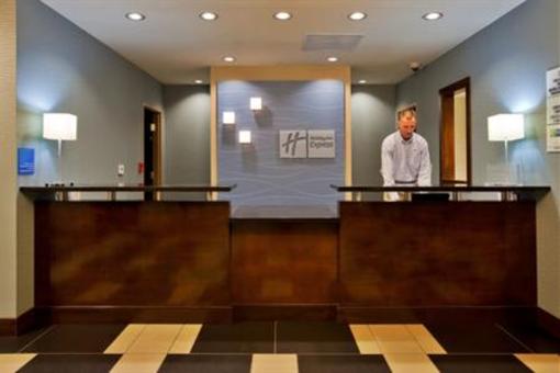 фото отеля Holiday Inn Express Hotel & Suites Largo-Clearwater