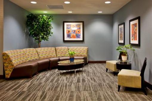 фото отеля Holiday Inn Express Hotel & Suites Largo-Clearwater