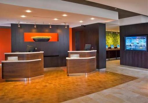 фото отеля Courtyard Hotel Airport Portland