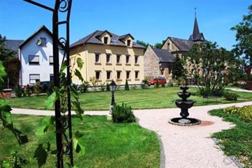 фото отеля Hotel Figo Bad Kreuznach