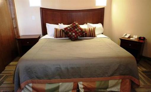 фото отеля Best Western Plus Crossroads Inn & Conference Center