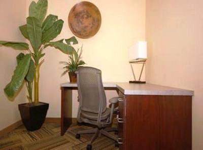 фото отеля Best Western Plus Crossroads Inn & Conference Center
