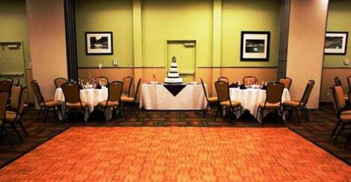 фото отеля Best Western Plus Crossroads Inn & Conference Center