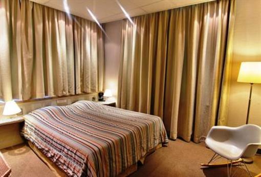 фото отеля Glenmore Hotel