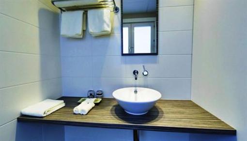 фото отеля Glenmore Hotel