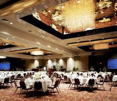 фото отеля Crowne Plaza Hotel Executive Center Baton Rouge