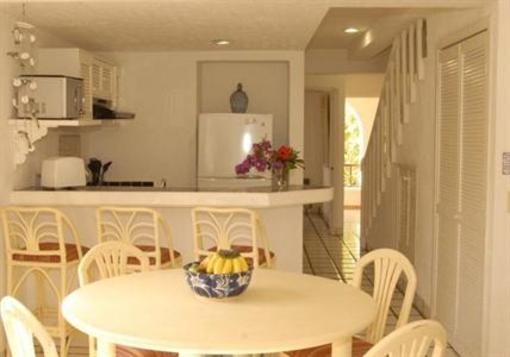 фото отеля Xaman Ha Condominiums Playa del Carmen