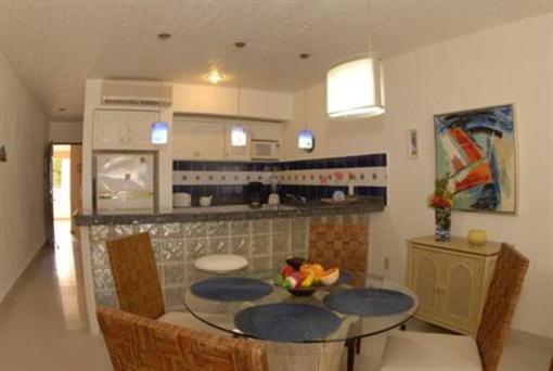фото отеля Xaman Ha Condominiums Playa del Carmen