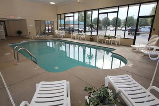 фото отеля Comfort Inn & Suites at Dollywood Lane