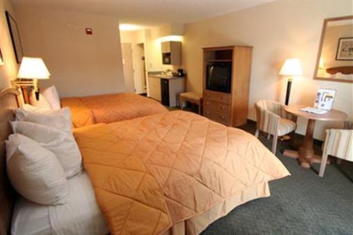 фото отеля Comfort Inn & Suites at Dollywood Lane