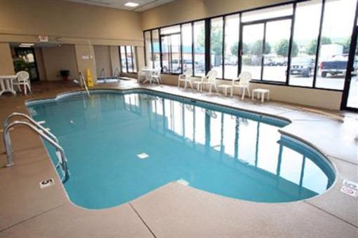 фото отеля Comfort Inn & Suites at Dollywood Lane