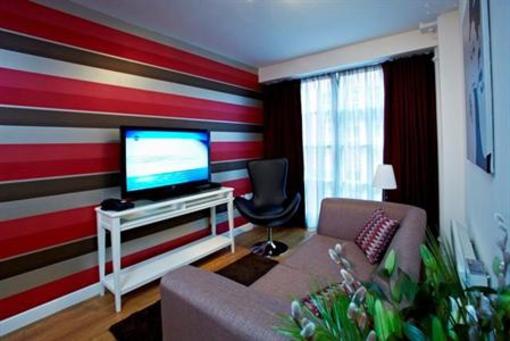 фото отеля Blue Rainbow Aparthotel - Manchester High Street