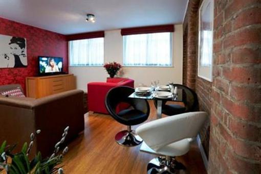 фото отеля Blue Rainbow Aparthotel - Manchester High Street
