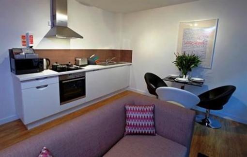 фото отеля Blue Rainbow Aparthotel - Manchester High Street