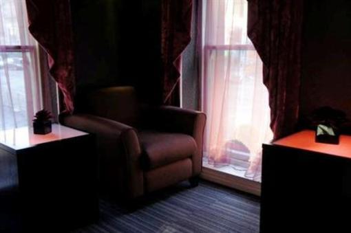 фото отеля Blue Rainbow Aparthotel - Manchester High Street