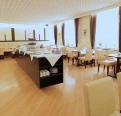 фото отеля Hotel Weidenhof Regensburg