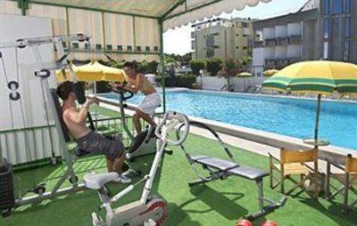 фото отеля Family Hotel Smeraldo Giulianova