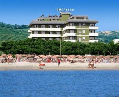 фото отеля Family Hotel Smeraldo Giulianova