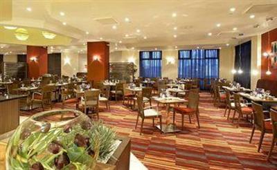 фото отеля Hilton Dartford Bridge