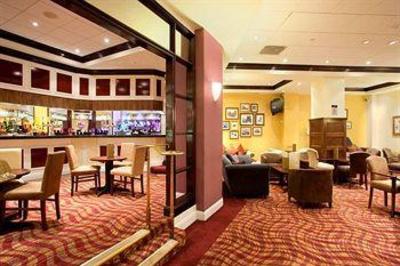 фото отеля Hilton Dartford Bridge
