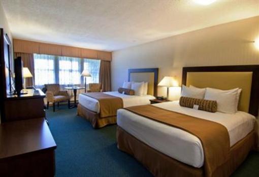 фото отеля BEST WESTERN PLUS Emerald Isle Motor Inn