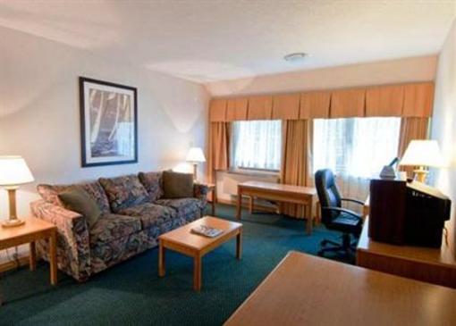 фото отеля BEST WESTERN PLUS Emerald Isle Motor Inn