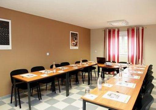 фото отеля Comfort Hotel Paray Le Monial