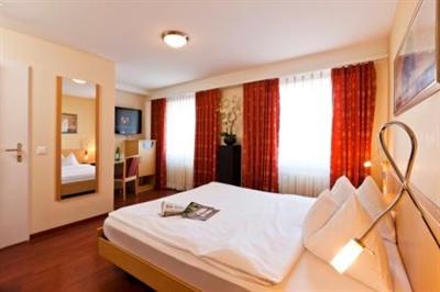 фото отеля Hotel Amaris