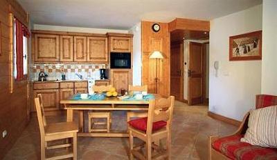 фото отеля Residence Lagrange Prestige le Hameau du Rocher Blanc Chantemerle