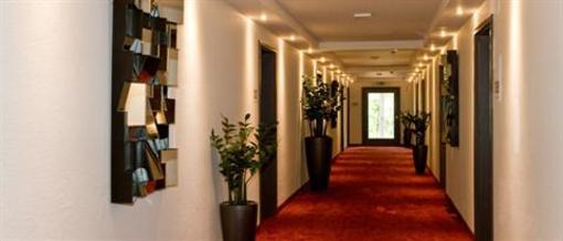 фото отеля Airport Hotel Berger's Park