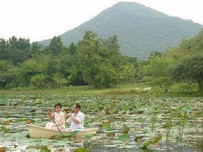 фото отеля Golden Lake View Boutique Resort