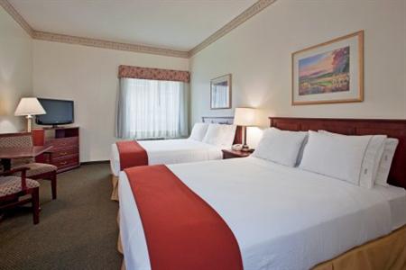 фото отеля Holiday Inn Express Edmonton International Airport
