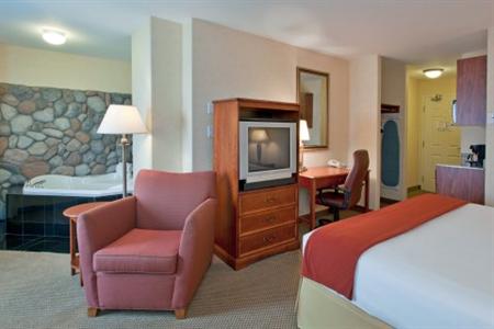 фото отеля Holiday Inn Express Edmonton International Airport