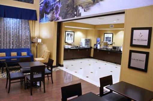 фото отеля Hampton Inn & Suites Jacksonville - Bartram Park