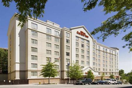фото отеля Hilton Garden Inn Arlington Courthouse Plaza