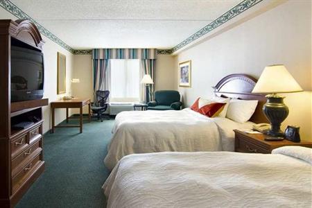 фото отеля Hilton Garden Inn Arlington Courthouse Plaza