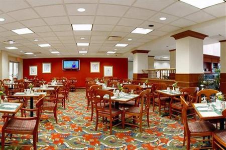 фото отеля Hilton Garden Inn Arlington Courthouse Plaza