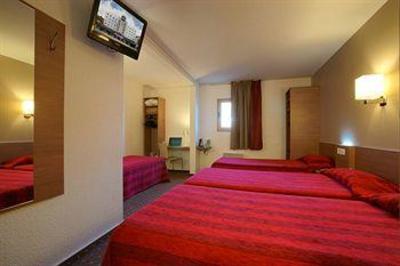 фото отеля Kyriad Le Bourget Centre Parc Des Expositions Hotel