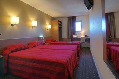 фото отеля Kyriad Le Bourget Centre Parc Des Expositions Hotel