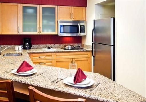 фото отеля Residence Inn Bakersfield