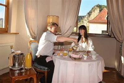 фото отеля Hotel Schloss Duernstein